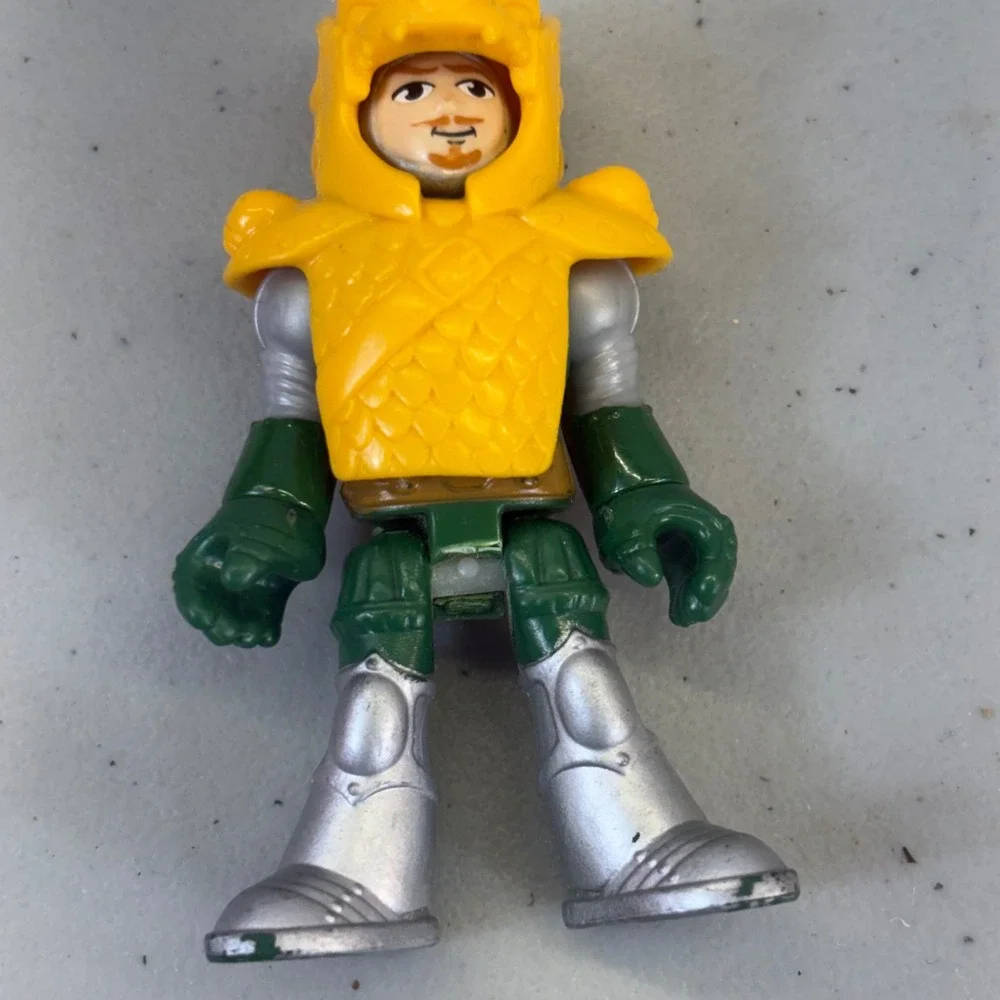 2 Vintage 1994 Fisher-Price Great Adventures Knights Action Figures Knight Lion